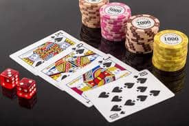 crindo88 live casino table with professional dealers